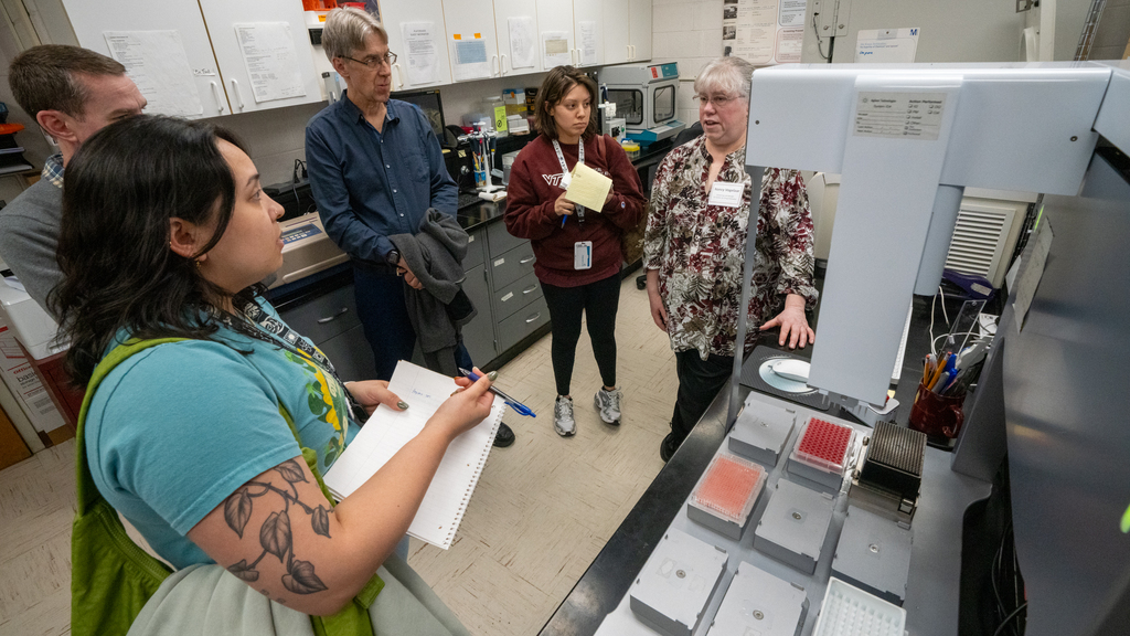 Drug Discovery Screening Lab hosts open house