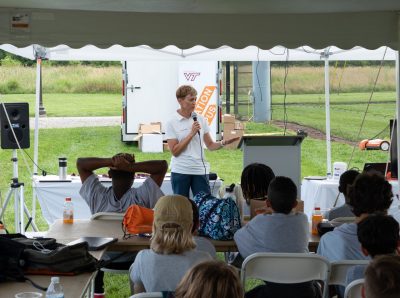 robin jones speaks to middle schoolers